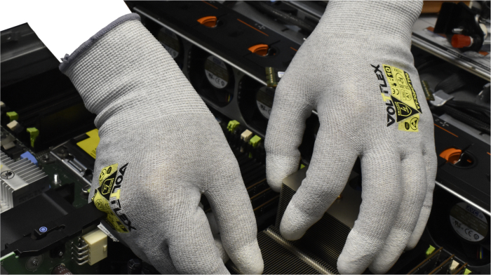 gloves3